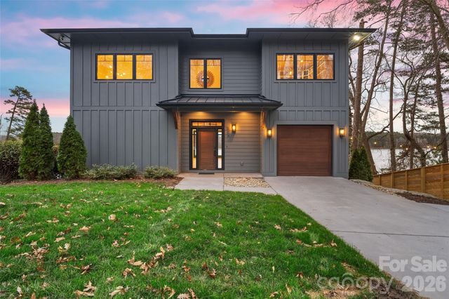 324 Riverside Drive, Mount Holly, NC 28120