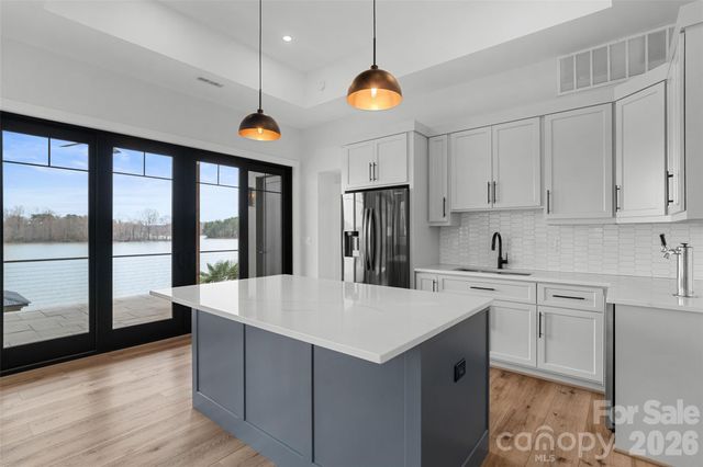 324 Riverside Drive, Mount Holly, NC 28120