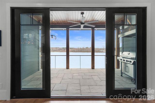 324 Riverside Drive, Mount Holly, NC 28120