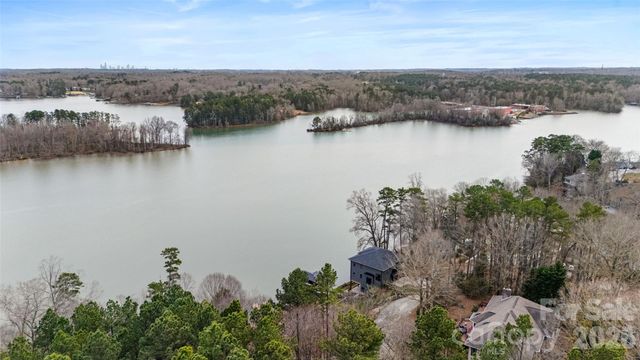 324 Riverside Drive, Mount Holly, NC 28120