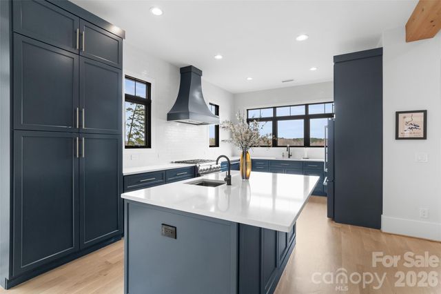 324 Riverside Drive, Mount Holly, NC 28120