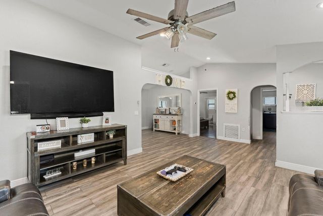 3646 ONDICH ROAD, Apopka, FL 32712