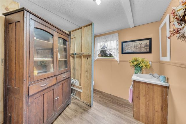 742 Captain Carter Rd, Spencer, TN 38585