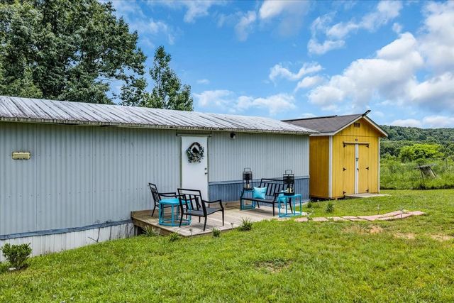 742 Captain Carter Rd, Spencer, TN 38585