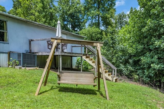 742 Captain Carter Rd, Spencer, TN 38585