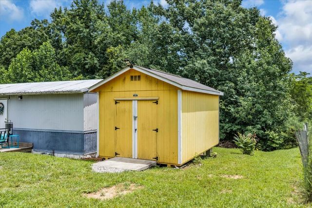742 Captain Carter Rd, Spencer, TN 38585