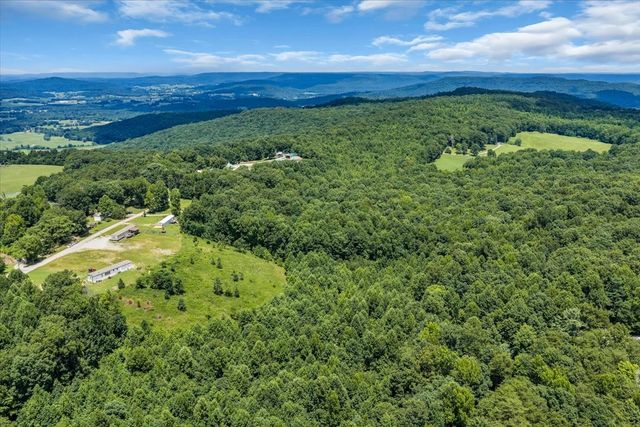 742 Captain Carter Rd, Spencer, TN 38585