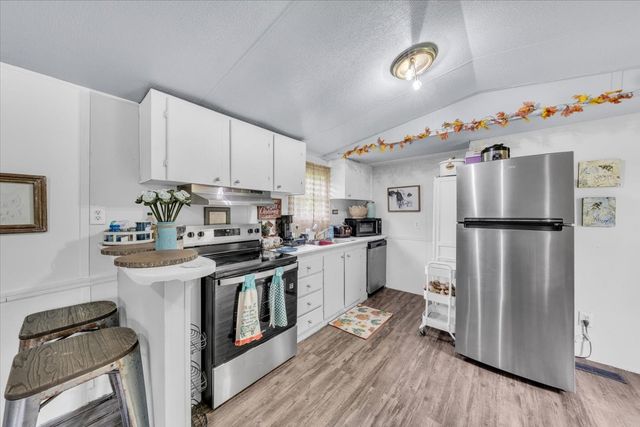 742 Captain Carter Rd, Spencer, TN 38585