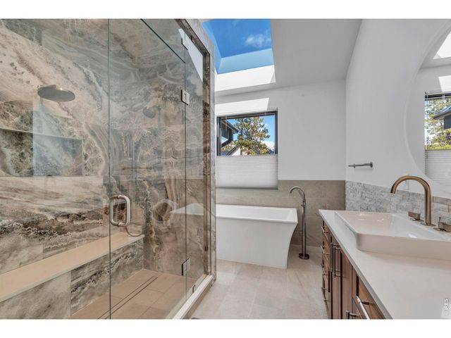 11 Juneau Cir, Nederland, CO 80466