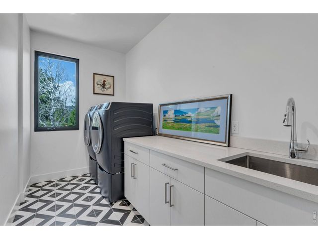 11 Juneau Cir, Nederland, CO 80466