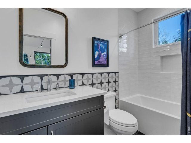 11 Juneau Cir, Nederland, CO 80466