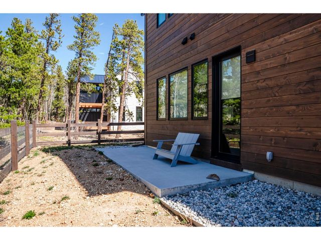 11 Juneau Cir, Nederland, CO 80466