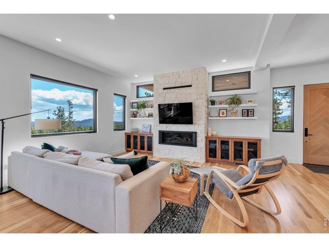 11 Juneau Cir, Nederland, CO 80466