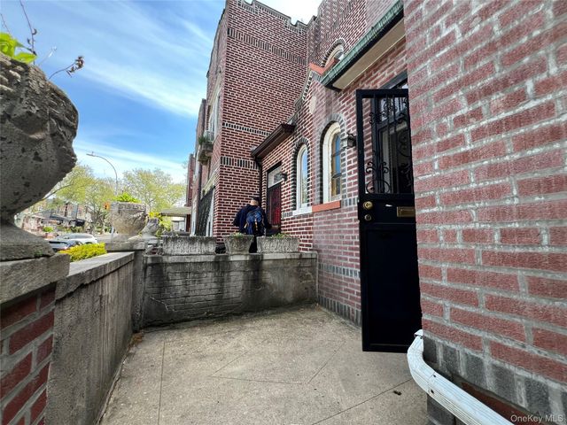 78-12 32ND Avenue, East Elmhurst, NY 11370
