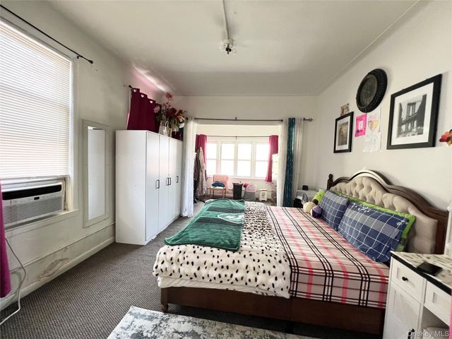 78-12 32ND Avenue, East Elmhurst, NY 11370