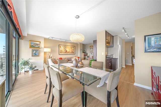 277 Prospect Avenue 14B, Hackensack, NJ 07601