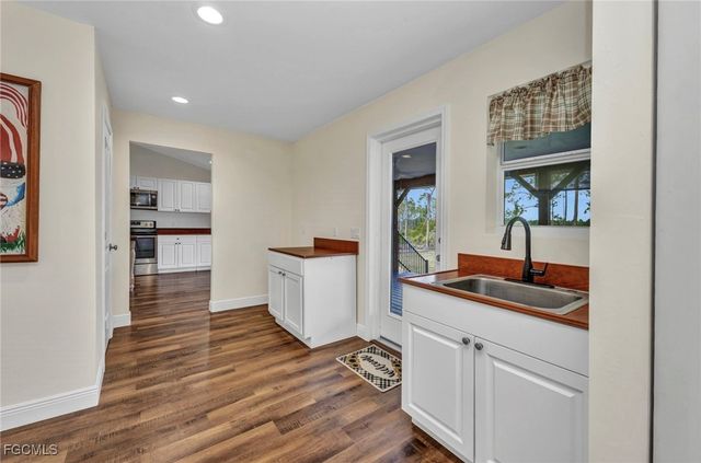 6405 Alan BLVD, Punta Gorda, FL 33982