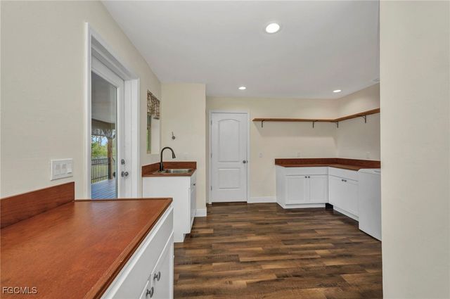 6405 Alan BLVD, Punta Gorda, FL 33982