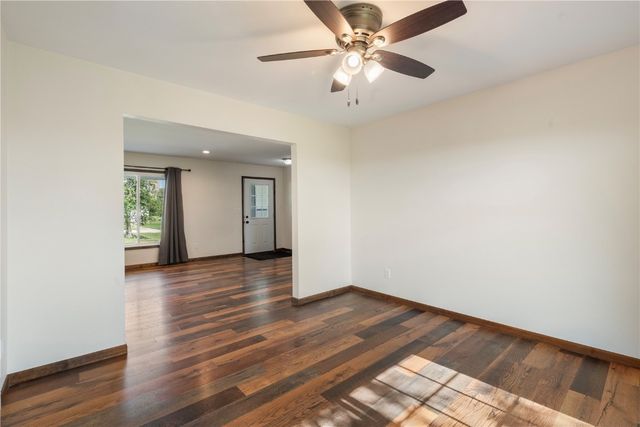 6752 29th Ave, Shellsburg, IA 52332