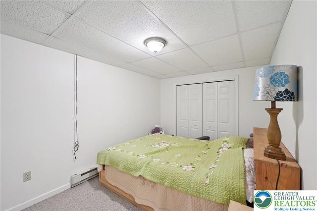 6059 Timberknoll Dr, Lower Macungie Twp, PA 18062