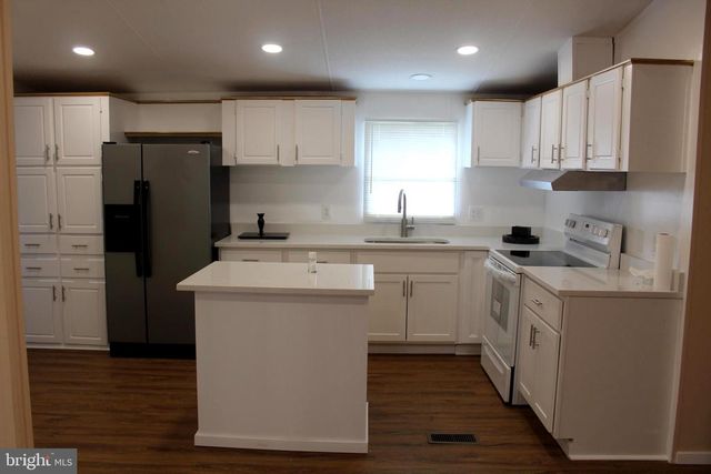 6534 DEEP RUN PKWY, Elkridge, MD 21075