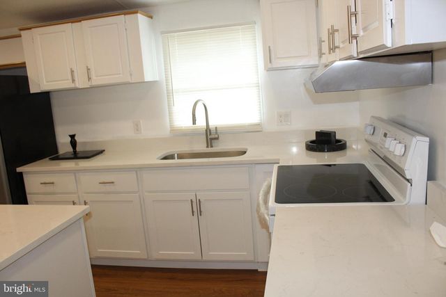 6534 DEEP RUN PKWY, Elkridge, MD 21075