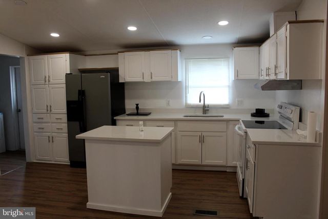 6534 DEEP RUN PKWY, Elkridge, MD 21075