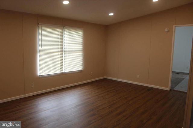 6534 DEEP RUN PKWY, Elkridge, MD 21075