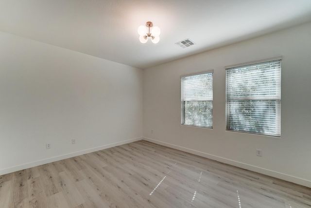 5550 N 16th Street Apt 152, Phoenix, AZ 85016