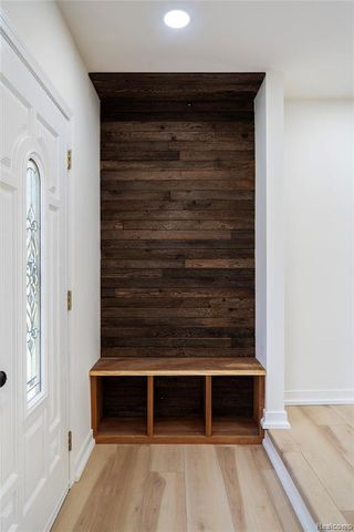 19420 Woodmont Street, Harper Woods, MI 48225