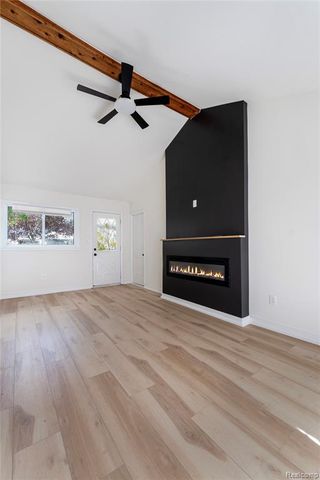 19420 Woodmont Street, Harper Woods, MI 48225