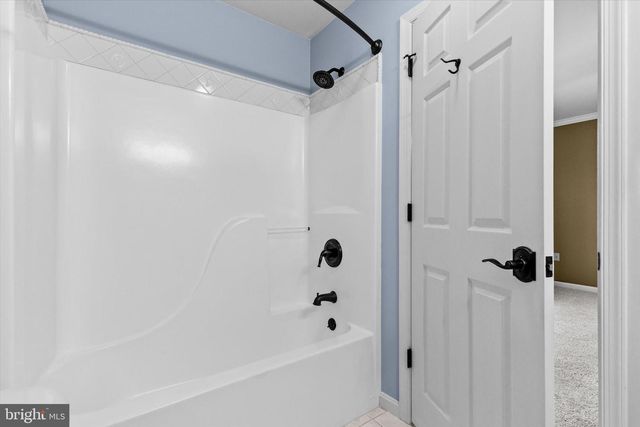 2308 CYPRESS DR, Harrisburg, PA 17110