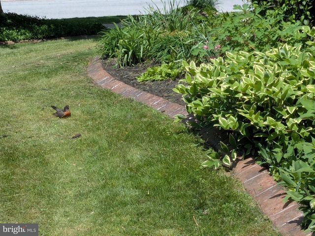 2308 CYPRESS DR, Harrisburg, PA 17110