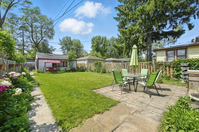 3831 Kirk Street, Skokie, IL 60076