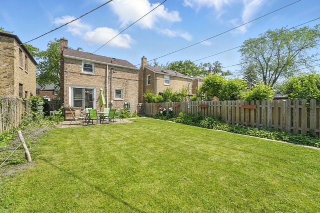 3831 Kirk Street, Skokie, IL 60076