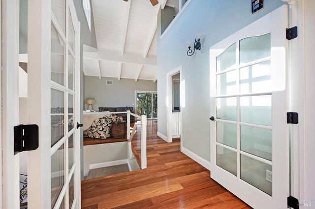 4727 Woodview Dr, Santa Rosa, CA 95405