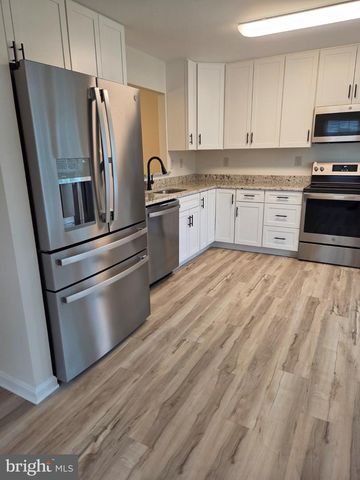 2550 AMBLING CIR, Crofton, MD 21114