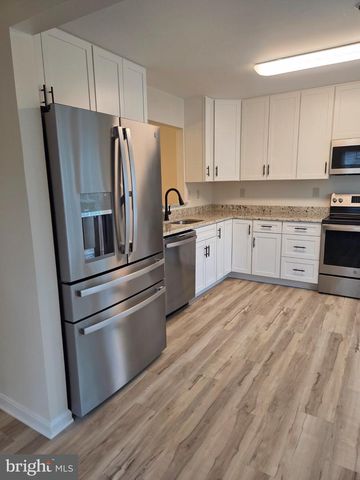 2550 AMBLING CIR, Crofton, MD 21114