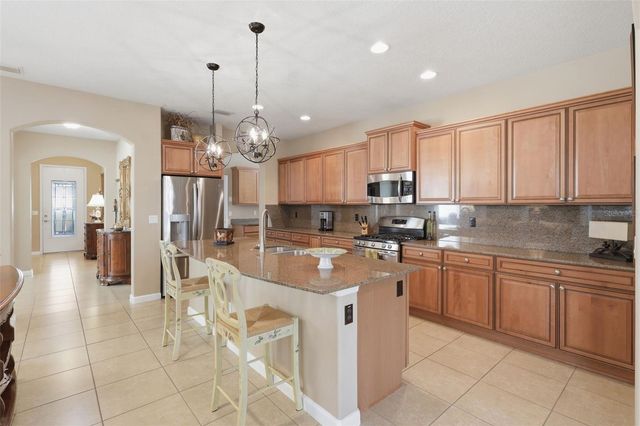 207 HEYWOOD TERRACE, Deland, FL 32724