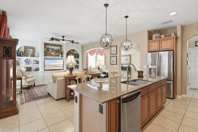 207 HEYWOOD TERRACE, Deland, FL 32724