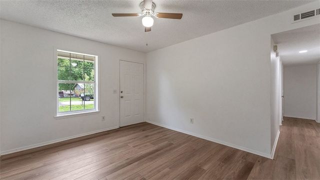 10 N Crest Street, West Fork, AR 72774