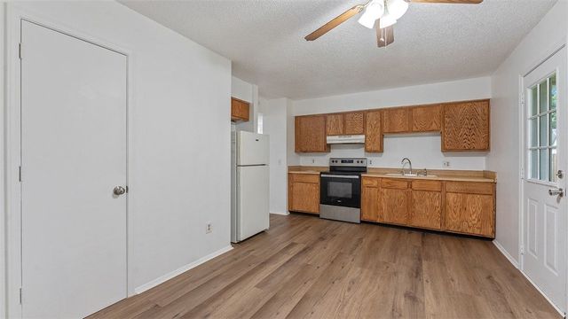 10 N Crest Street, West Fork, AR 72774