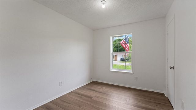 10 N Crest Street, West Fork, AR 72774