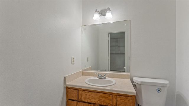 10 N Crest Street, West Fork, AR 72774
