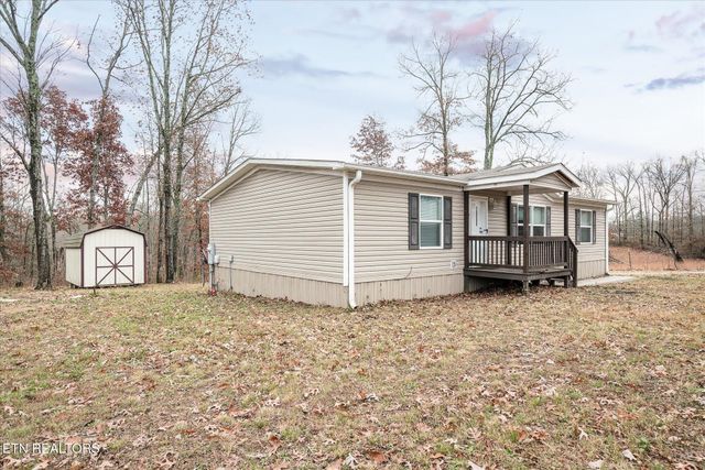 124 Foxwood Drive, Crossville, TN 38571