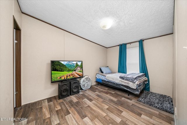 124 Foxwood Drive, Crossville, TN 38571