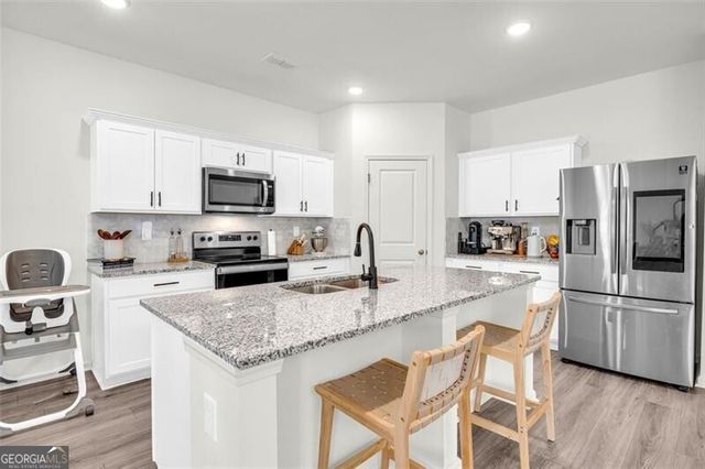 3828 RAMSAY Pass, Loganville, GA 30052