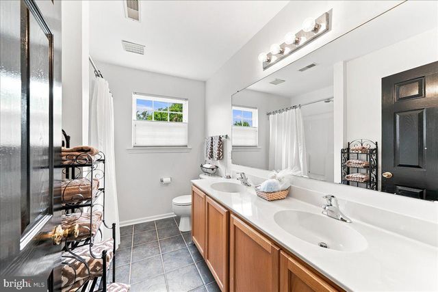 157 SCHOOLVIEW LN, Oxford, PA 19363