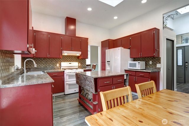 13925 54th Avenue SE, Everett, WA 98208