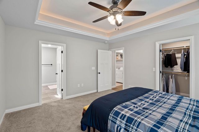 3401 YELLOWWOOD DR, Columbia, MO 65202